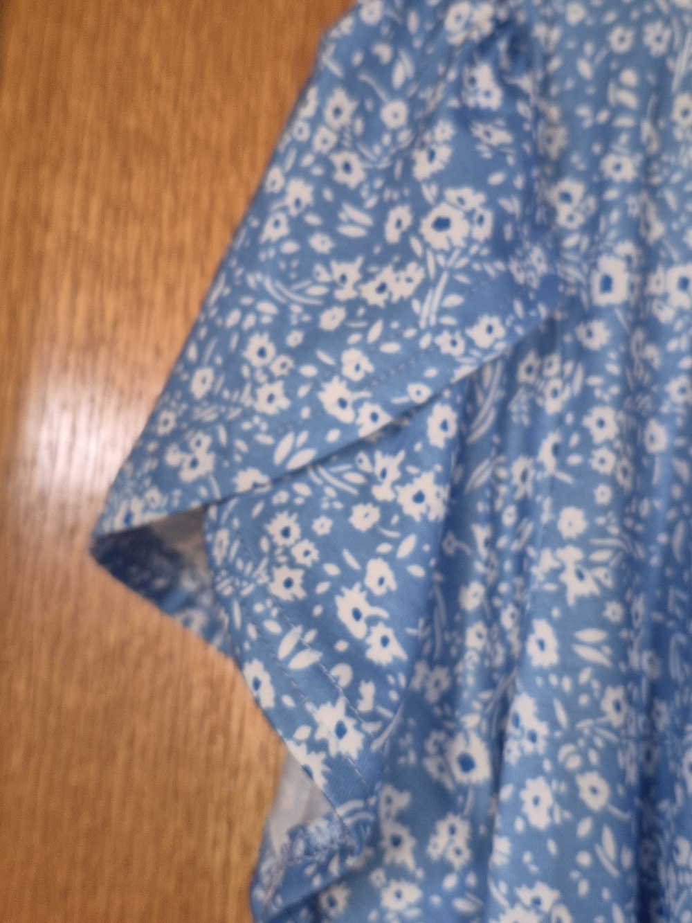 zeagoo Light Blue Floral Midi Dress with Short Flutter Sleeves - Picture 3 of 7